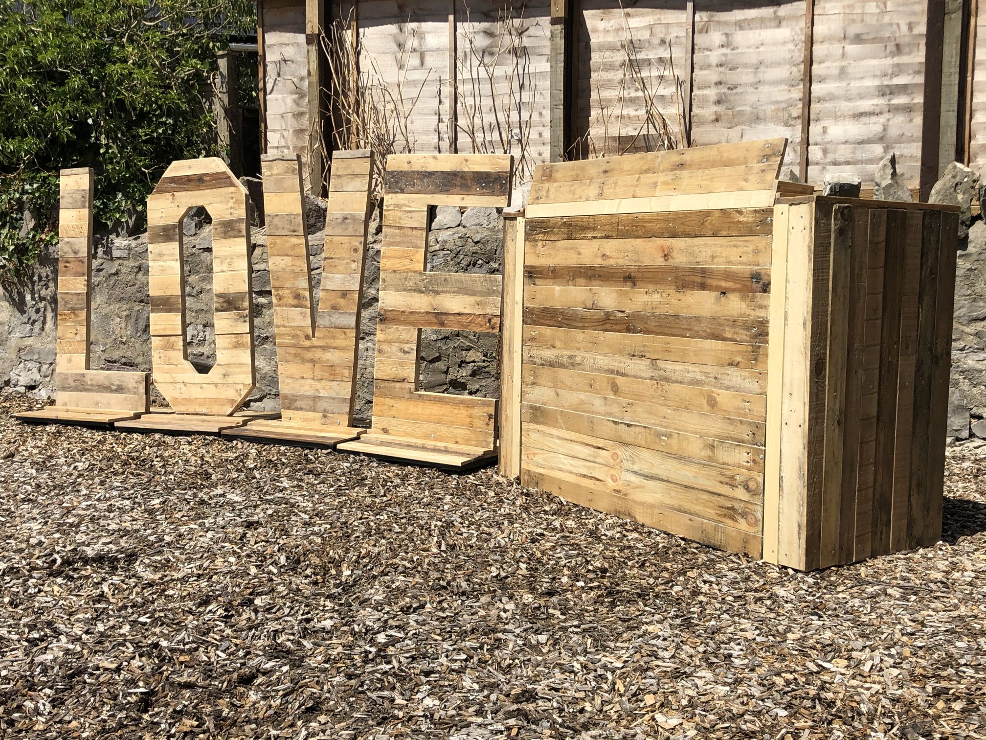 Rustic LOVE & DJ Booth