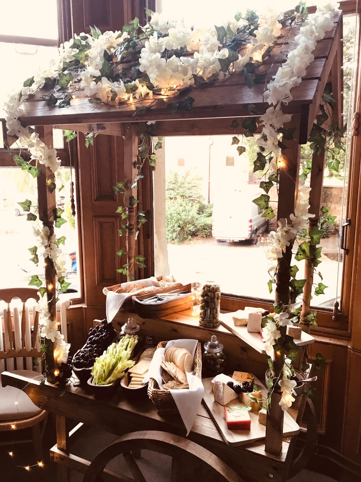 Sweet Cart – Rustic – The Wedding Players